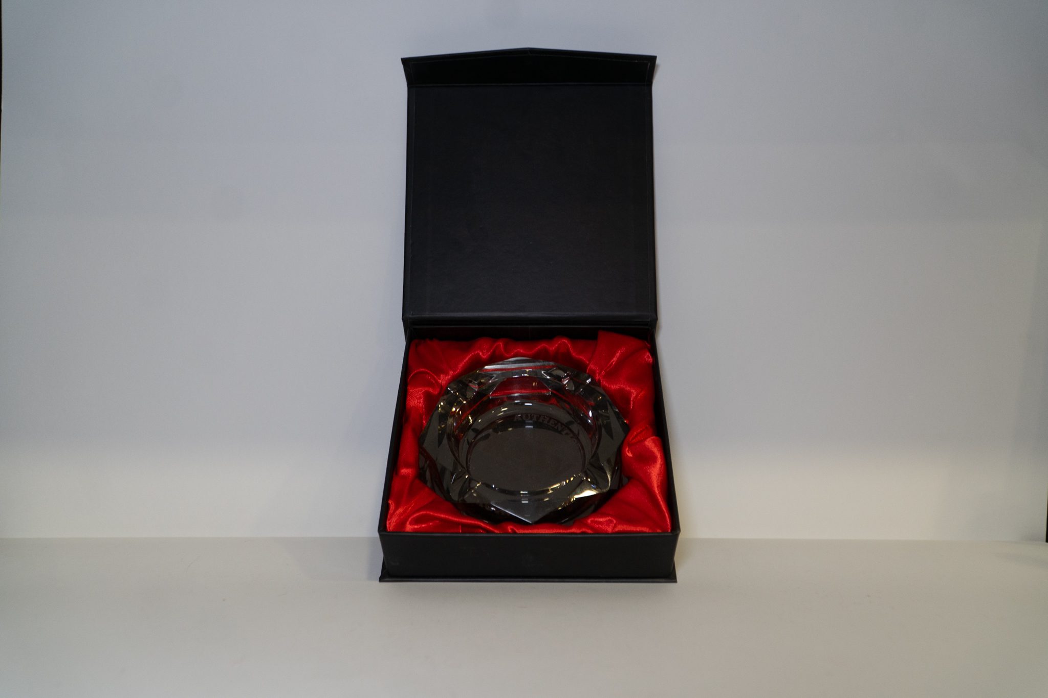 Cenicero Negro Diamante RAW Black