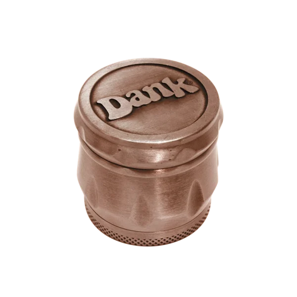 Grinder 4 Piezas Con Relieve Dank 43mmx40mm Oro/Plata/Bronce